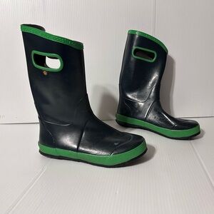 BOGS 71326-411 navy/green rubber rain boots youth size 6